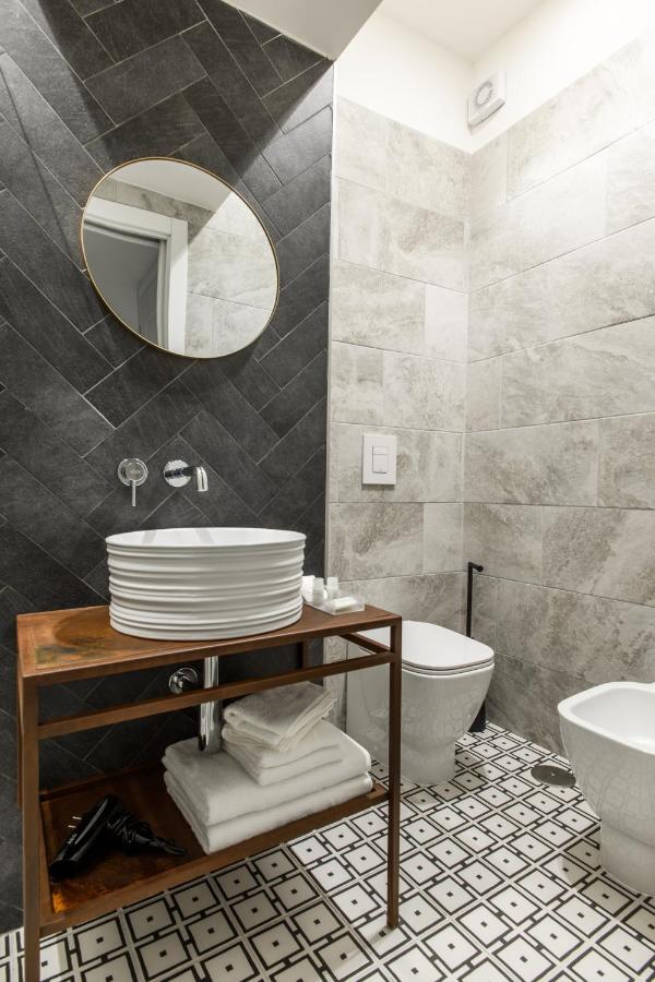 Fagi Rooms In Napoli Eksteriør billede